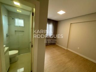 Apartamento mobiliado Meia Praia 3 quartos sendo 2 suítes ampla área de lazer de R$ 1.780.000,00 por R$ 1.480.000,00