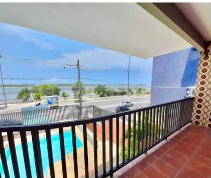 Sobrado Para Vender com 5 quartos 2 suítes no bairro 13 de Julho em Aracaju