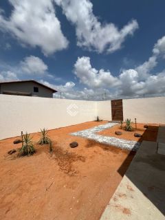 Casa Moderna em Extremoz - 2 Quartos (1 Suíte)