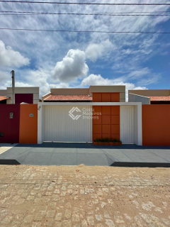 Casa à Venda no Portal do Sol - Conforto e Ótima Localização