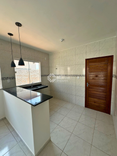 Casa à Venda no Portal do Sol - Conforto e Ótima Localização