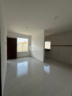 Casa à Venda no Portal do Sol - 2 Quartos