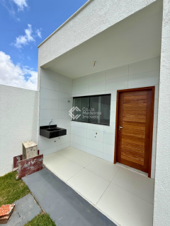 Casa de Médio Padrão em Condomínio - Centro de Extremoz/RN