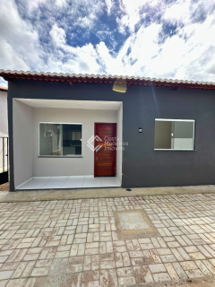 Casa Moderna em Condomínio - 2 Quartos com Suíte em Extremoz/RN