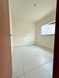 Casa Moderna em Condomínio - 2 Quartos com Suíte em Extremoz/RN