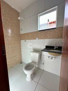 Casa Moderna em Condomínio - 2 Quartos com Suíte em Extremoz/RN