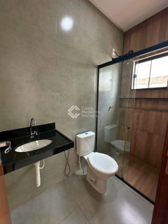 Casa com Amplo Terreno em Extremoz - 2 Quartos (1 Suíte)