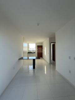 Linda e charmosa casa no loteamento Terra Bella vizinho ao terminal de Ônibus