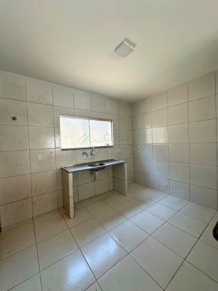 Magnífica casa 2/4 no bairro Jardins, Cidade das Rosas em São Gonçalo