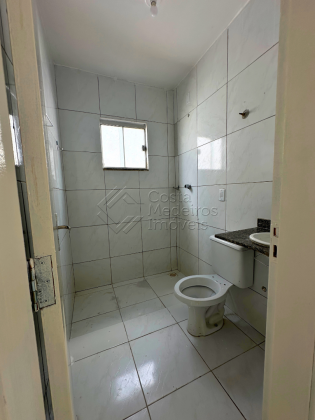 Casa reformada no Santos Dumont, pertinho da Pedro Vasconcelos (rua da estatua do grude)