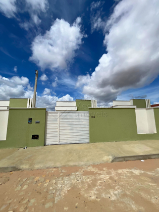 Linda casa no bairro Moinho, Loteamento Jardim Botânico