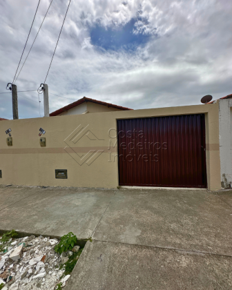 Casa com suíte com excelente desconto no Moinho dos ventos