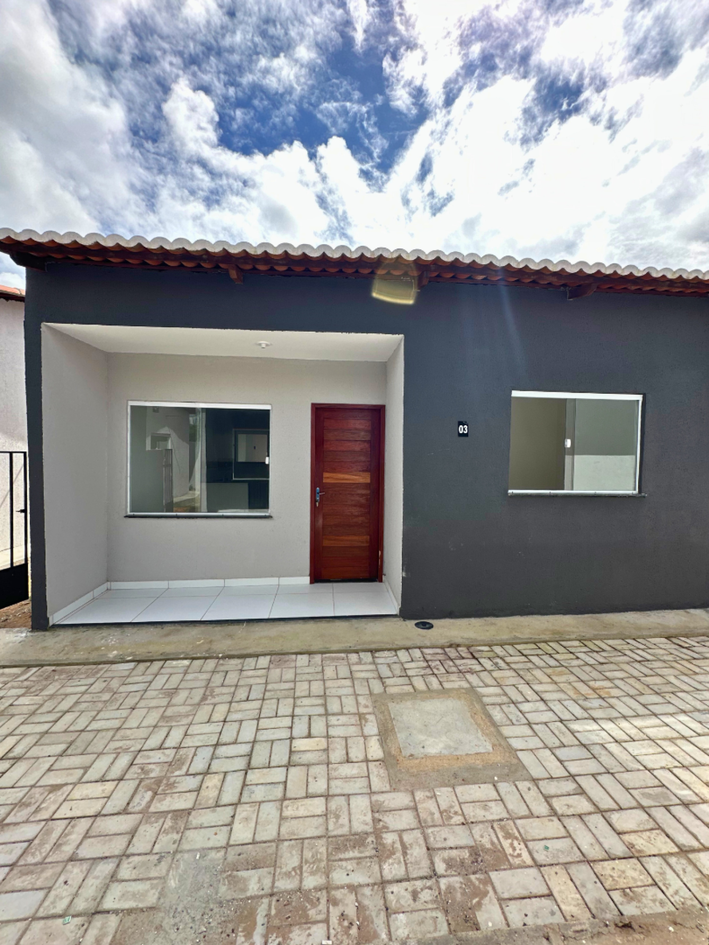 Casa em Condomínio fechado em avenida principal de Extremoz - Caminho do mar