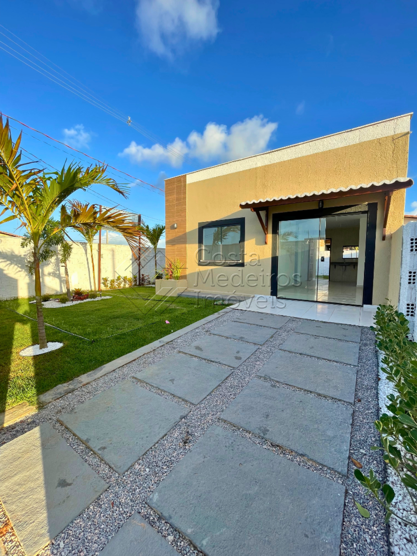 Casa pronta para morar, no Central Parque Clube, Loteamento Inglaterra