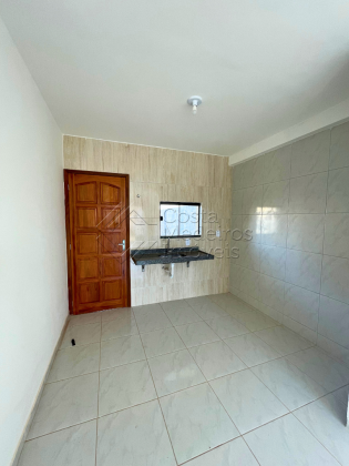 Casa pronta para morar, no Central Parque Clube, Loteamento Inglaterra