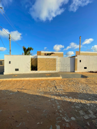 Casa pronta para morar, no Central Parque Clube, Loteamento Inglaterra