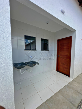 Linda casa em condomínio fechado e excelente acabamento - Central Parque Clube