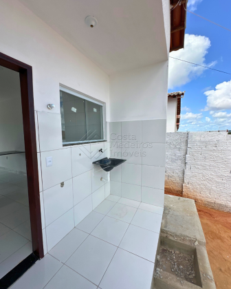 Linda e sofisticada casa no Terra Bella, próximo ao supermercado Atacarejo