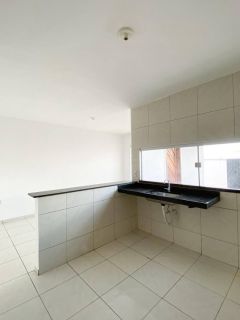 Casa Para Vender com 02 quartos 01 suítes no bairro Parque das Carmélias em Extremoz