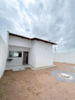 Casa Linda e Segura Pronta Para Morar Disponível Para Vender com 2 quartos 1 suítes no bairro Terra bella em Extremoz