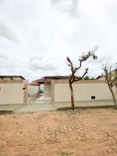 Casa Para Vender com 2 quartos no bairro Alto de Extremoz