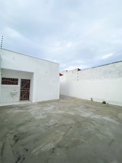 Casa de Condomínio Para Vender no bairro Barça Blue em Extremoz
