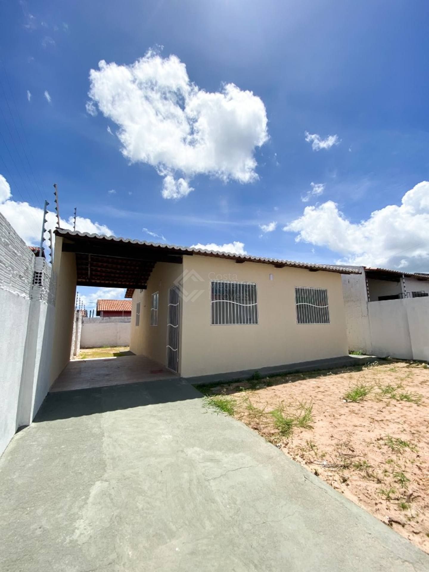 Casa Linda e Espaçosa Para Vender no bairro Cidade Jardim em Extremoz