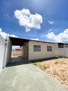 Casa Linda e Espaçosa Para Vender no bairro Cidade Jardim em Extremoz