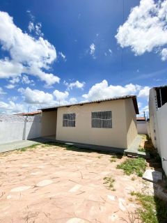 Casa Linda e Espaçosa Para Vender no bairro Cidade Jardim em Extremoz