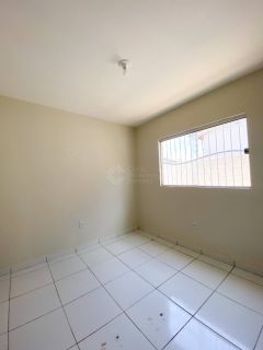 Casa Linda e Espaçosa Para Vender no bairro Cidade Jardim em Extremoz