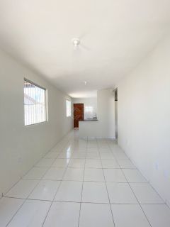 Casa Linda e Espaçosa Para Vender no bairro Cidade Jardim em Extremoz