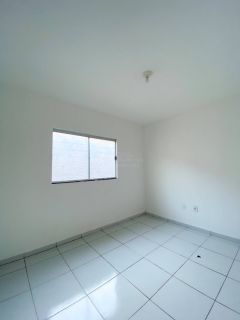 Casa Para Vender com 02 quartos no bairro Central Parque Clube em Extremoz