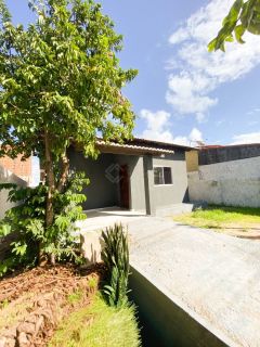 Casa Para Vender com 02 quartos 01 suítes no bairro Villa Real em Extremoz
