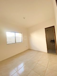 Casa Para Vender com 02 quartos 01 suítes no bairro Villa Real em Extremoz