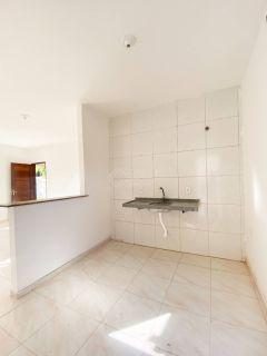 Casa Para Vender com 02 quartos 01 suítes no bairro Villa Real em Extremoz