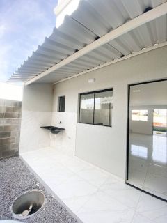 Casa de Duplex as margens da Tomaz Landim, principal via da ZN de Natal/RN