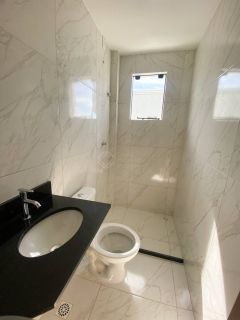 Casa de Duplex as margens da Tomaz Landim, principal via da ZN de Natal/RN