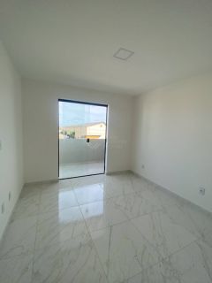 Casa de Duplex as margens da Tomaz Landim, principal via da ZN de Natal/RN