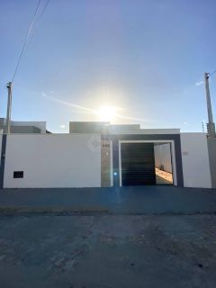 Casa Para Vender com 2 quartos no bairro Solares em Extremoz