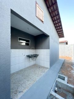 Casa Para Vender com 2 quartos no bairro em Extremoz