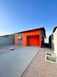 Casa Para Vender com 2 quartos no bairro em Extremoz