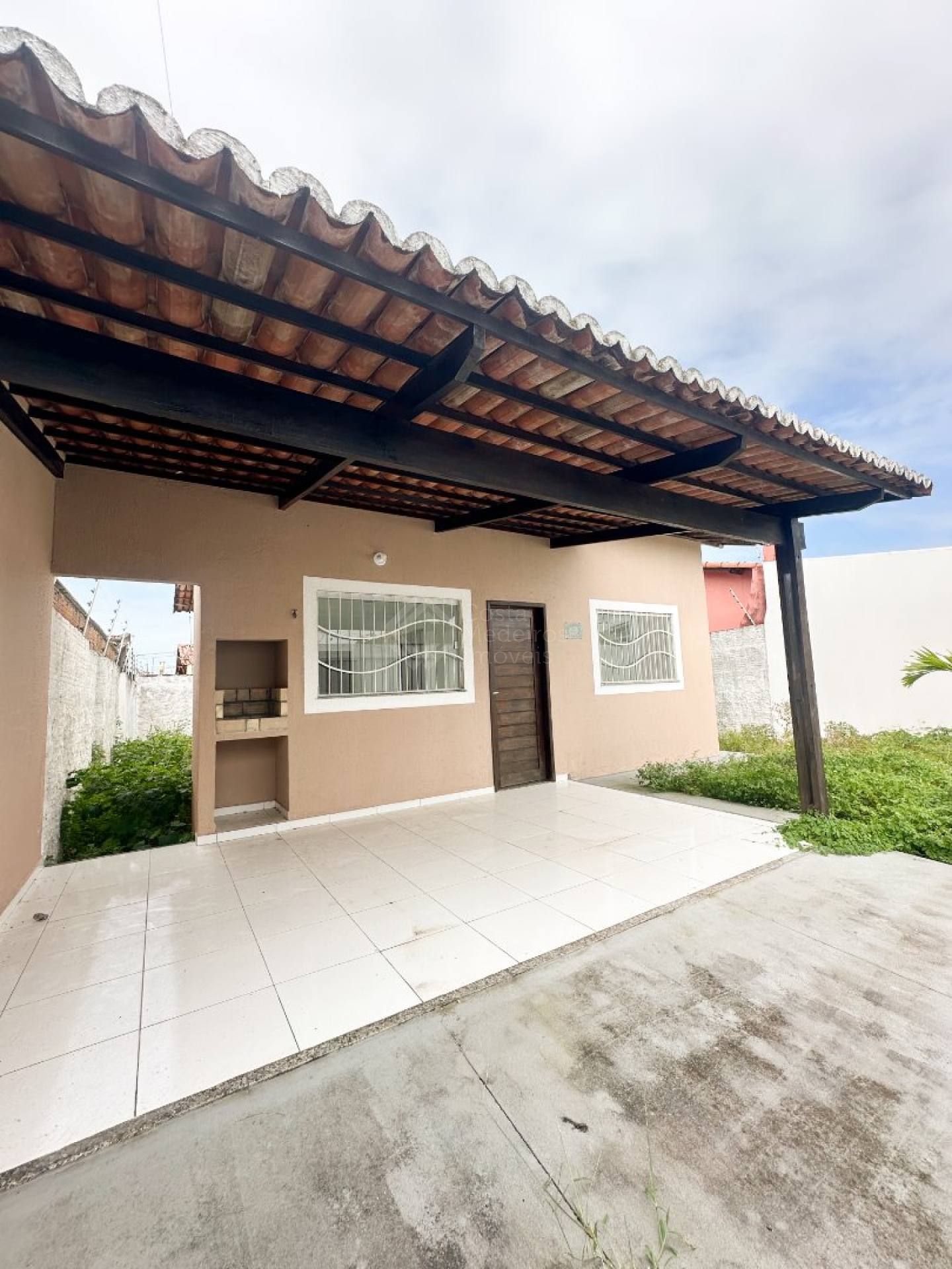 Casa Para Vender com 02 quartos no bairro Central Parque Clube em Extremoz