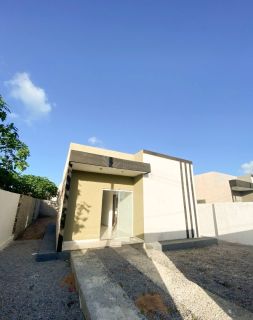 Casa Para Vender com 2 quartos 1 suítes no bairro Moinho Jardim Botânico em Extremoz