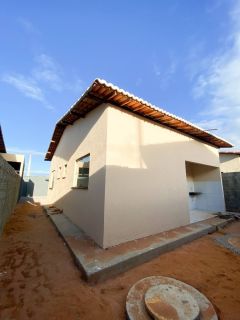 Casa Para Vender com 2 quartos 1 suítes no bairro Solares em Extremoz