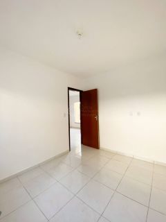 Casa de Condomínio Para Vender com 2 quartos no bairro Santos Dumont em Extremoz