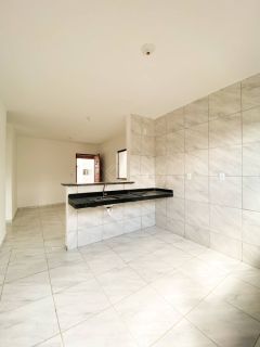 Casa Para Vender com 2 quartos no bairro 													<<< Selecione uma Cidade em 													<<< Selecione um Estado