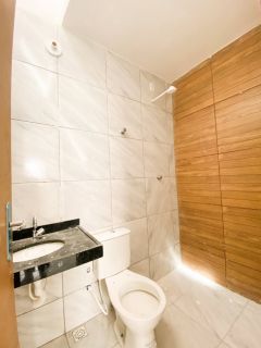 Casa Para Vender com 2 quartos no bairro 													<<< Selecione uma Cidade em 													<<< Selecione um Estado