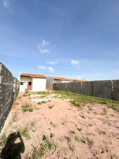 Casa Para Vender com 2 quartos no bairro Santos Dumont em Extremoz