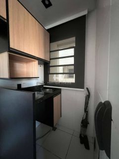Apartamento à Venda 02 quartos, Todo Reformado e Planejado, na Zona Leste.