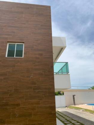 Terreno No Jardim Bahia Em Condomínio Fechado